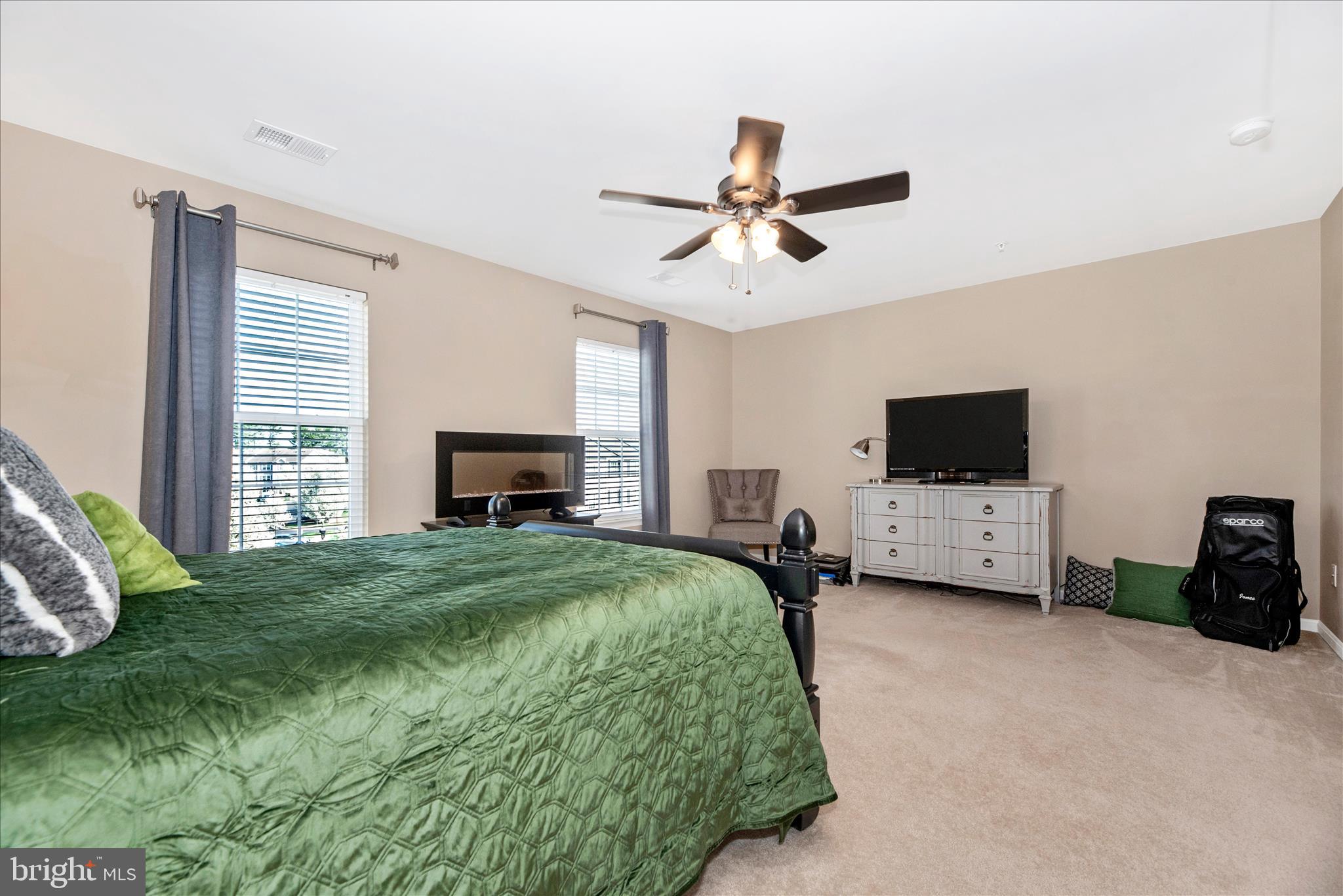 RESERVOIR RIDGE - Residential