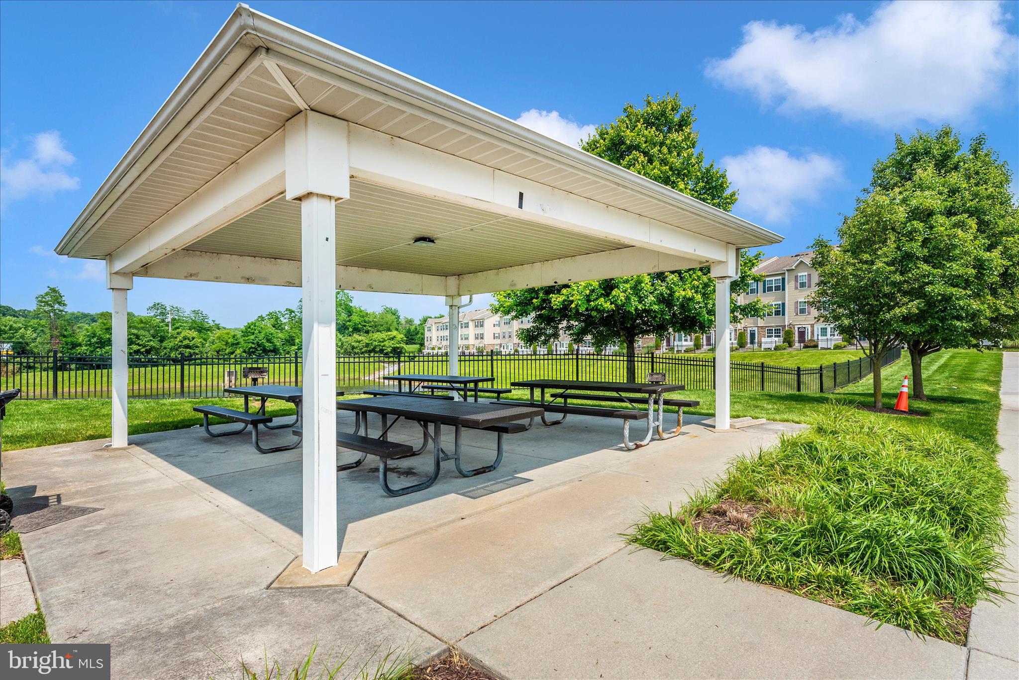 RESERVOIR RIDGE - Residential