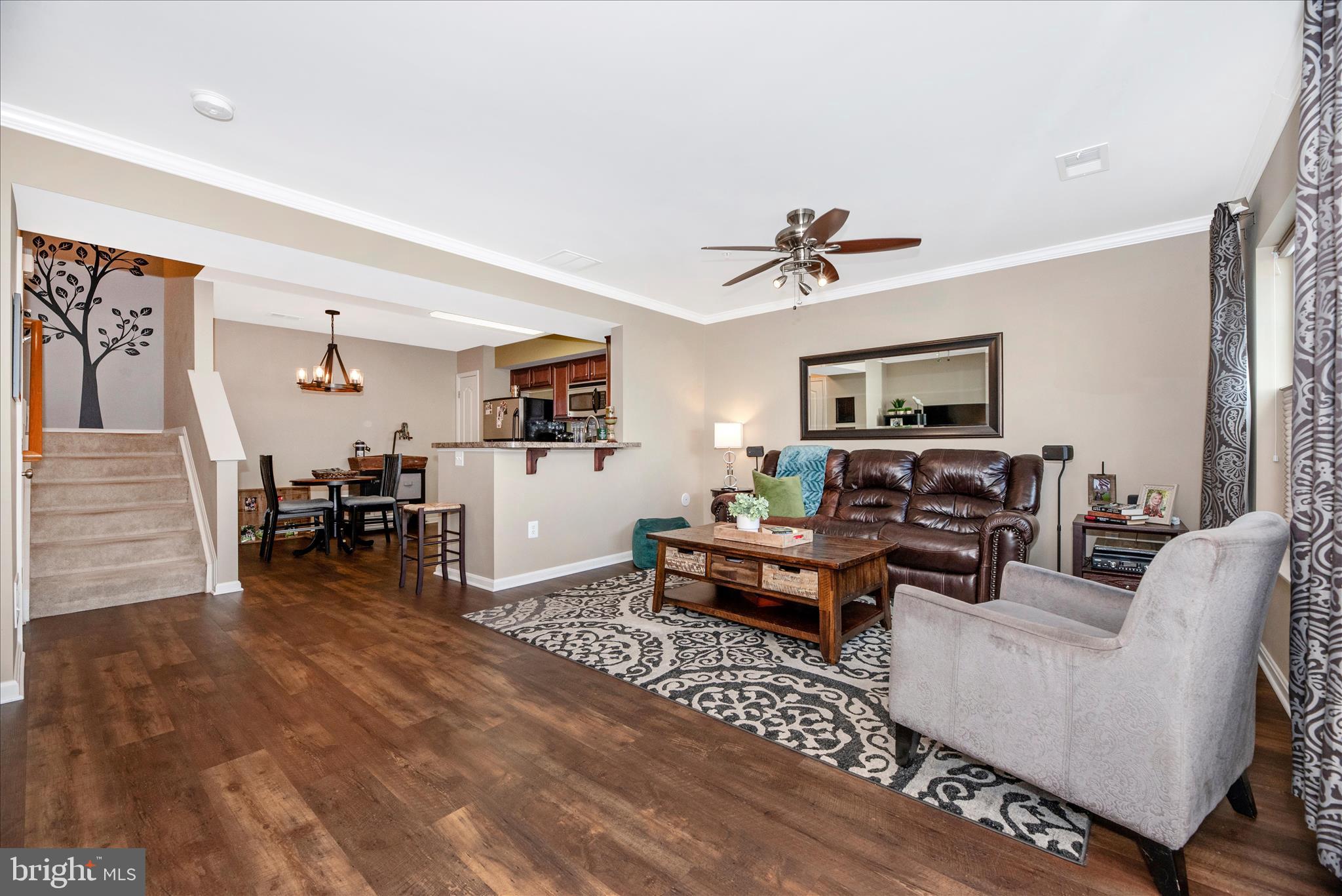 RESERVOIR RIDGE - Residential