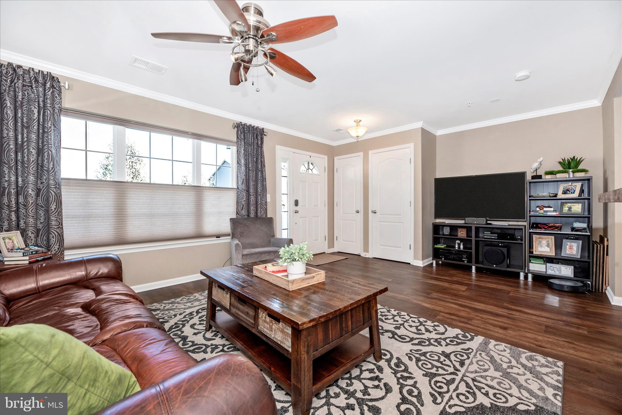 RESERVOIR RIDGE - Residential