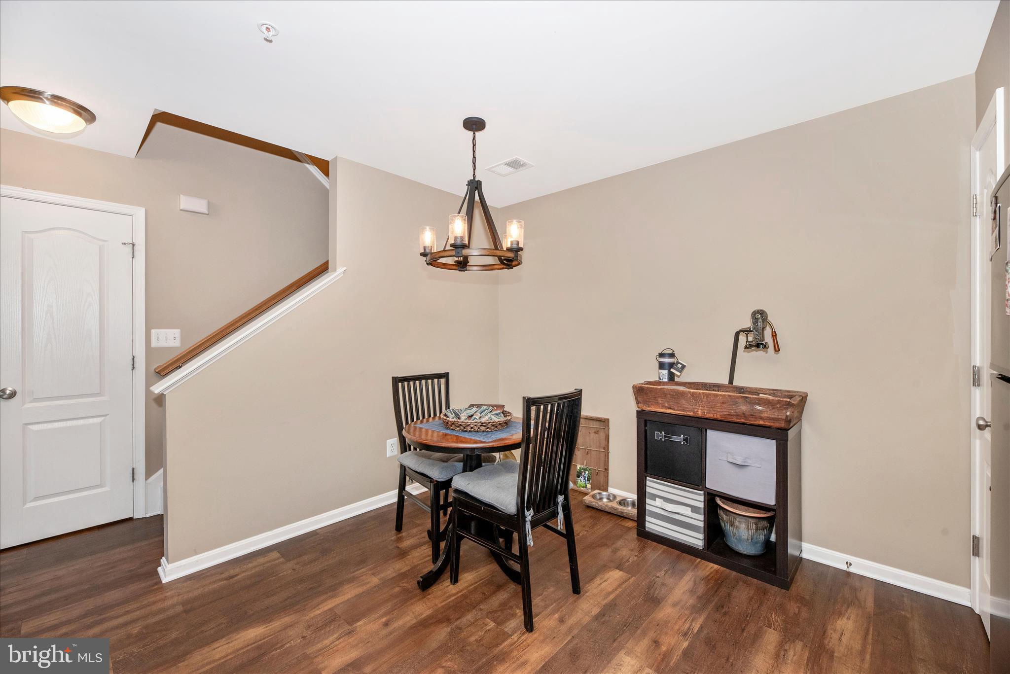 RESERVOIR RIDGE - Residential