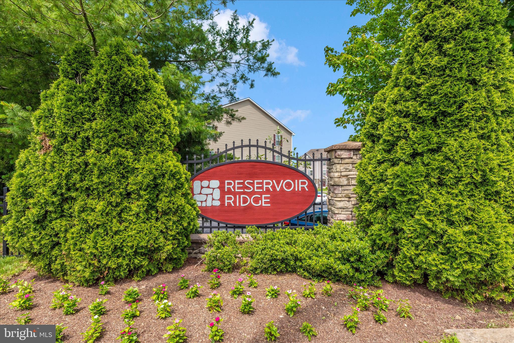 RESERVOIR RIDGE - Residential