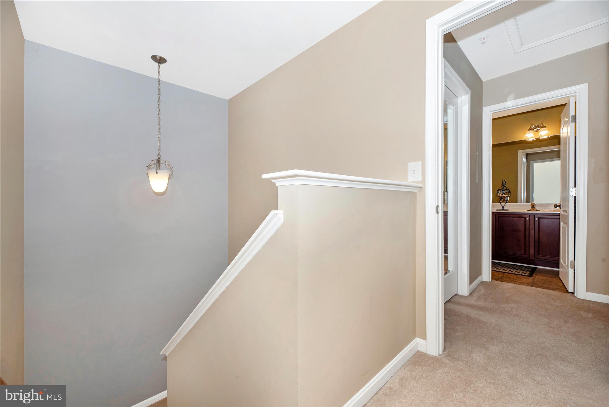 RESERVOIR RIDGE - Residential