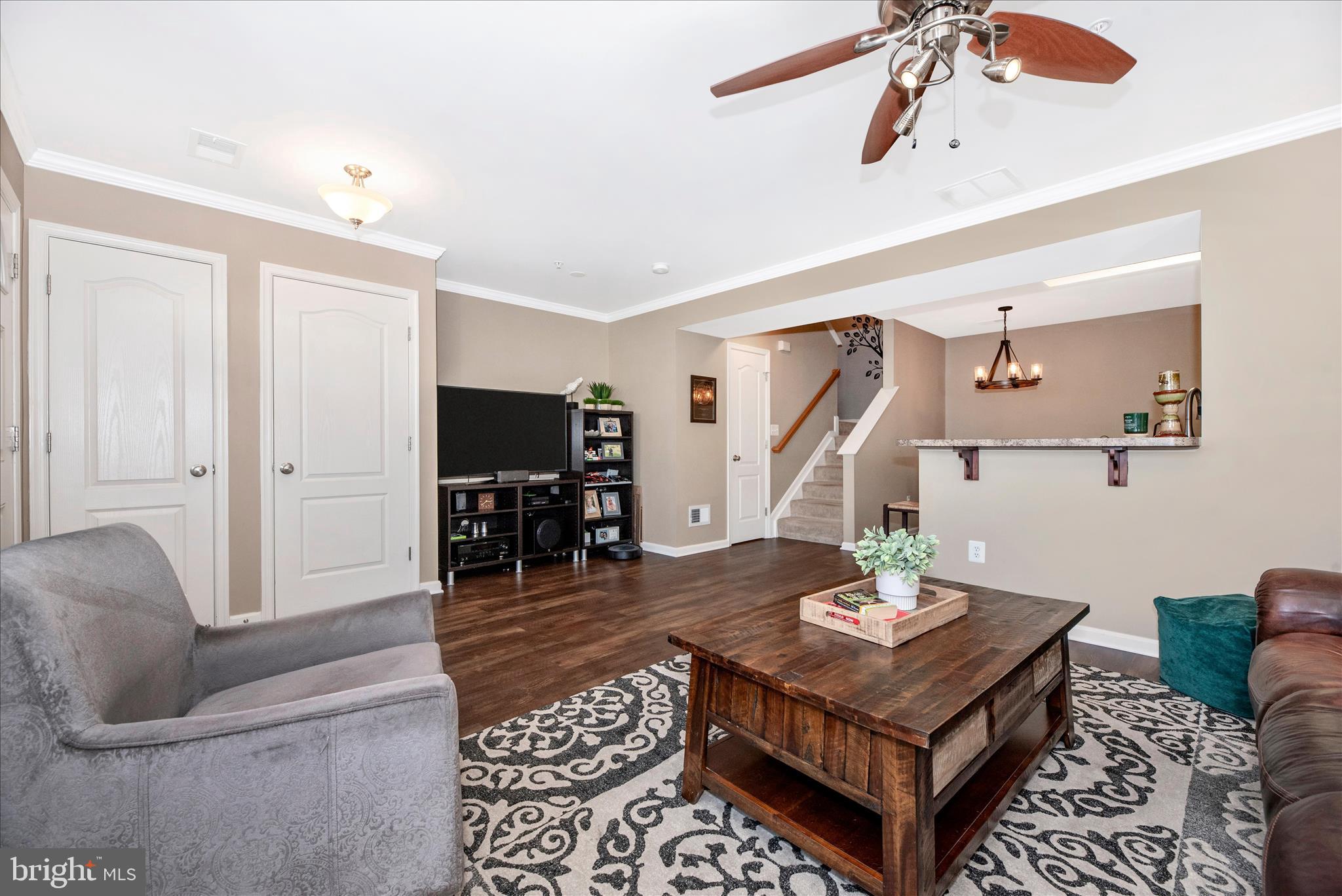 RESERVOIR RIDGE - Residential