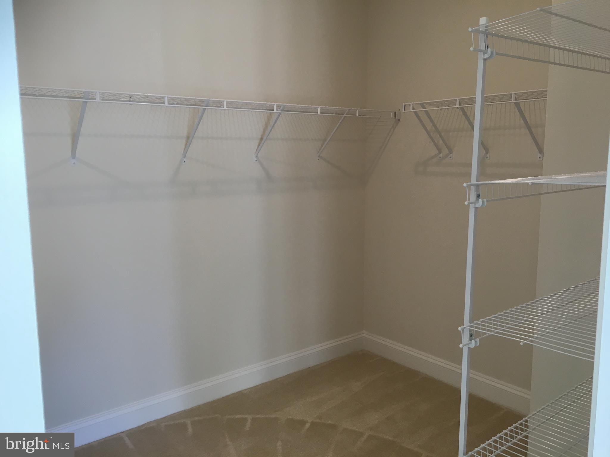 MOOREFIELD STATION - Residential Lease