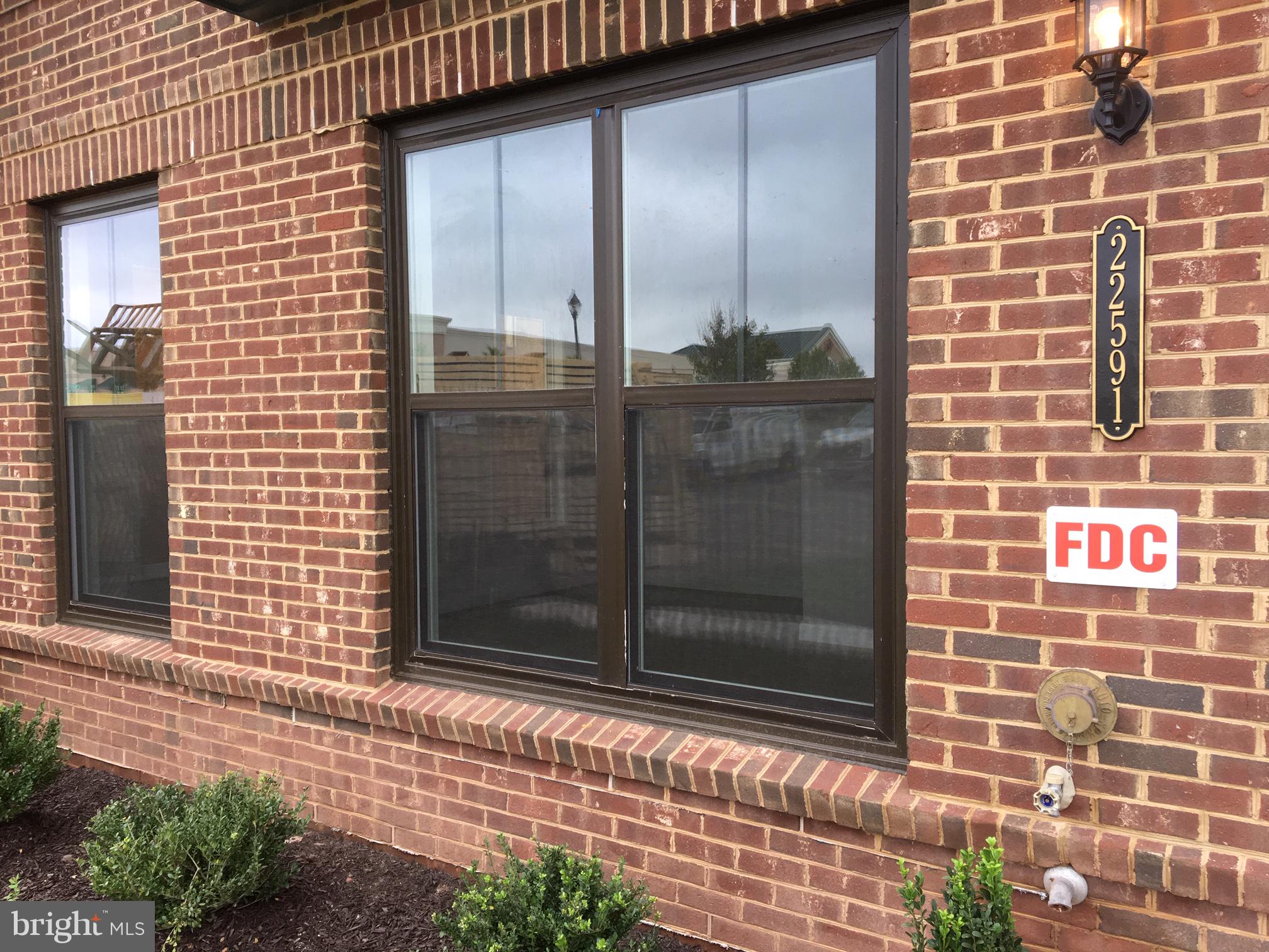 MOOREFIELD STATION - Residential Lease