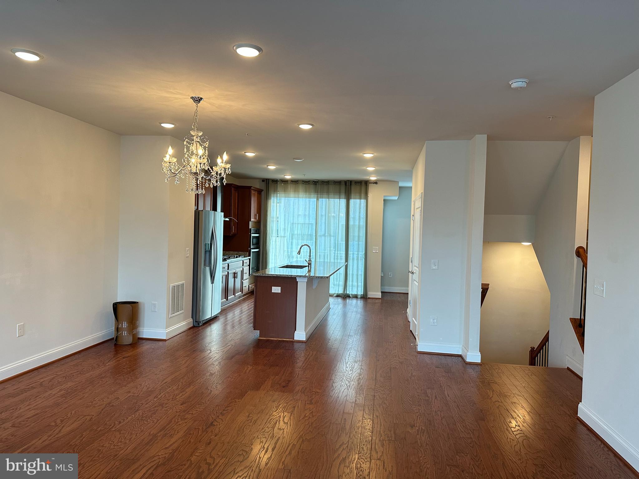 MOOREFIELD STATION - Residential Lease