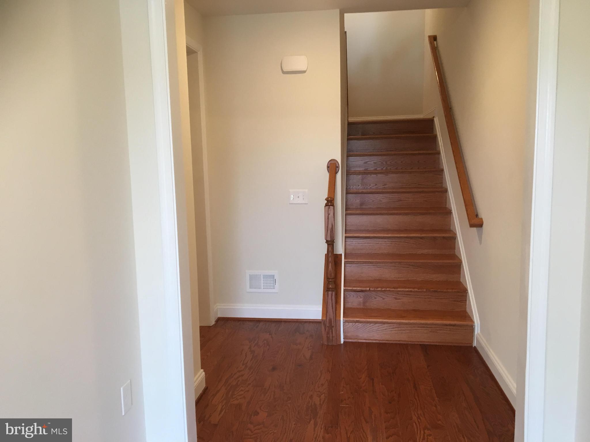 MOOREFIELD STATION - Residential Lease