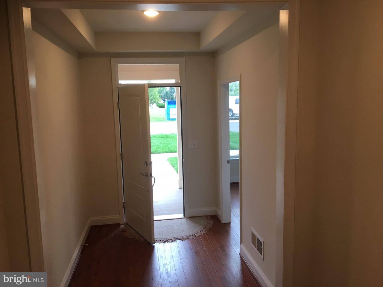 MOOREFIELD STATION - Residential Lease