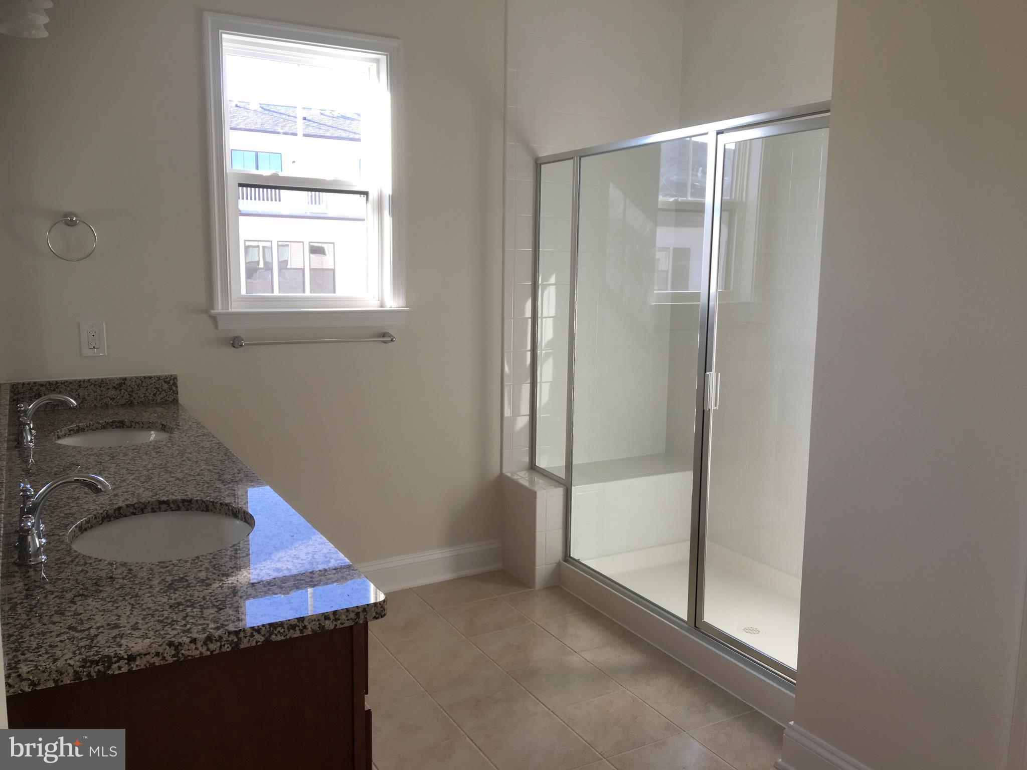 MOOREFIELD STATION - Residential Lease