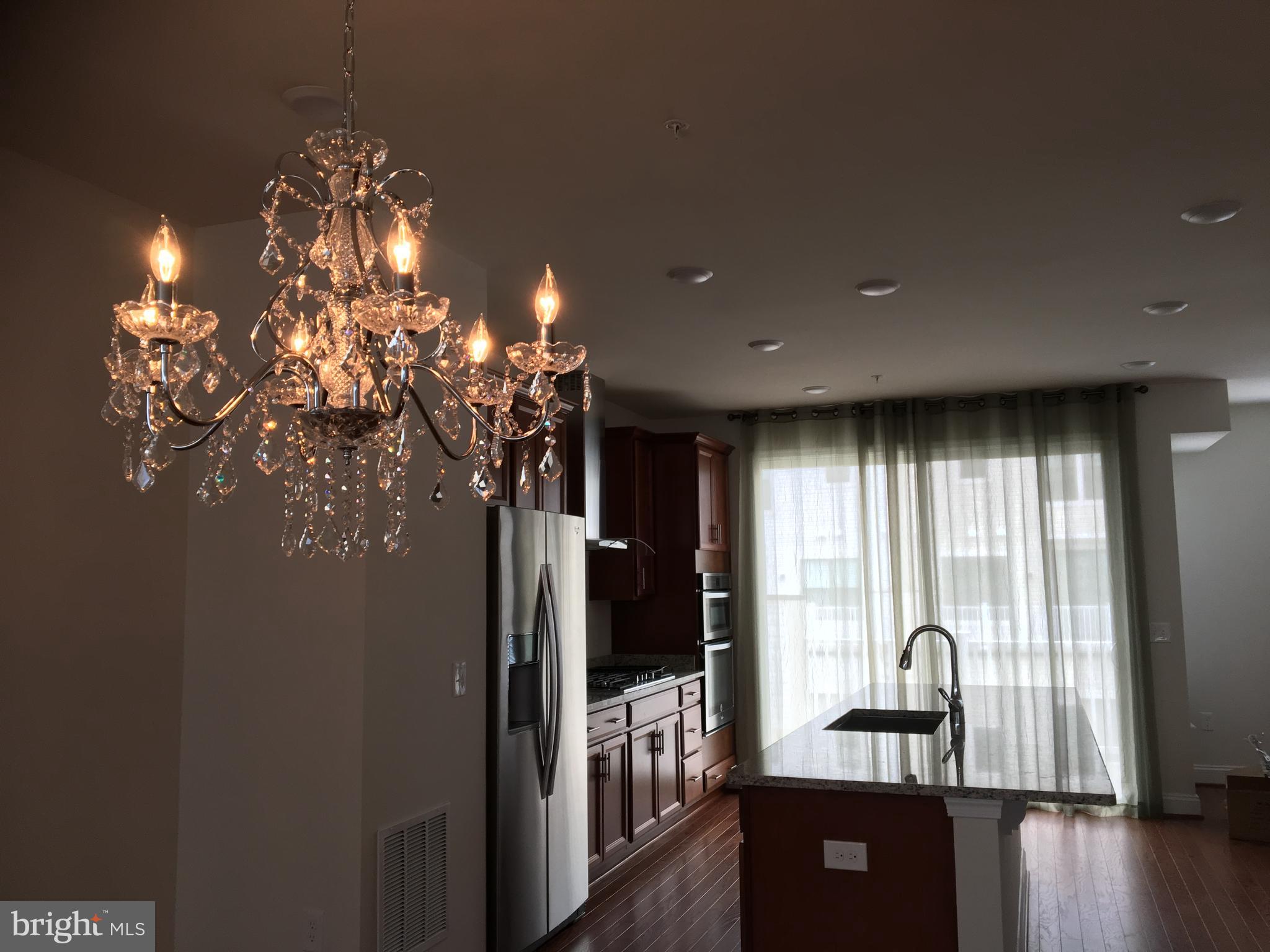 MOOREFIELD STATION - Residential Lease