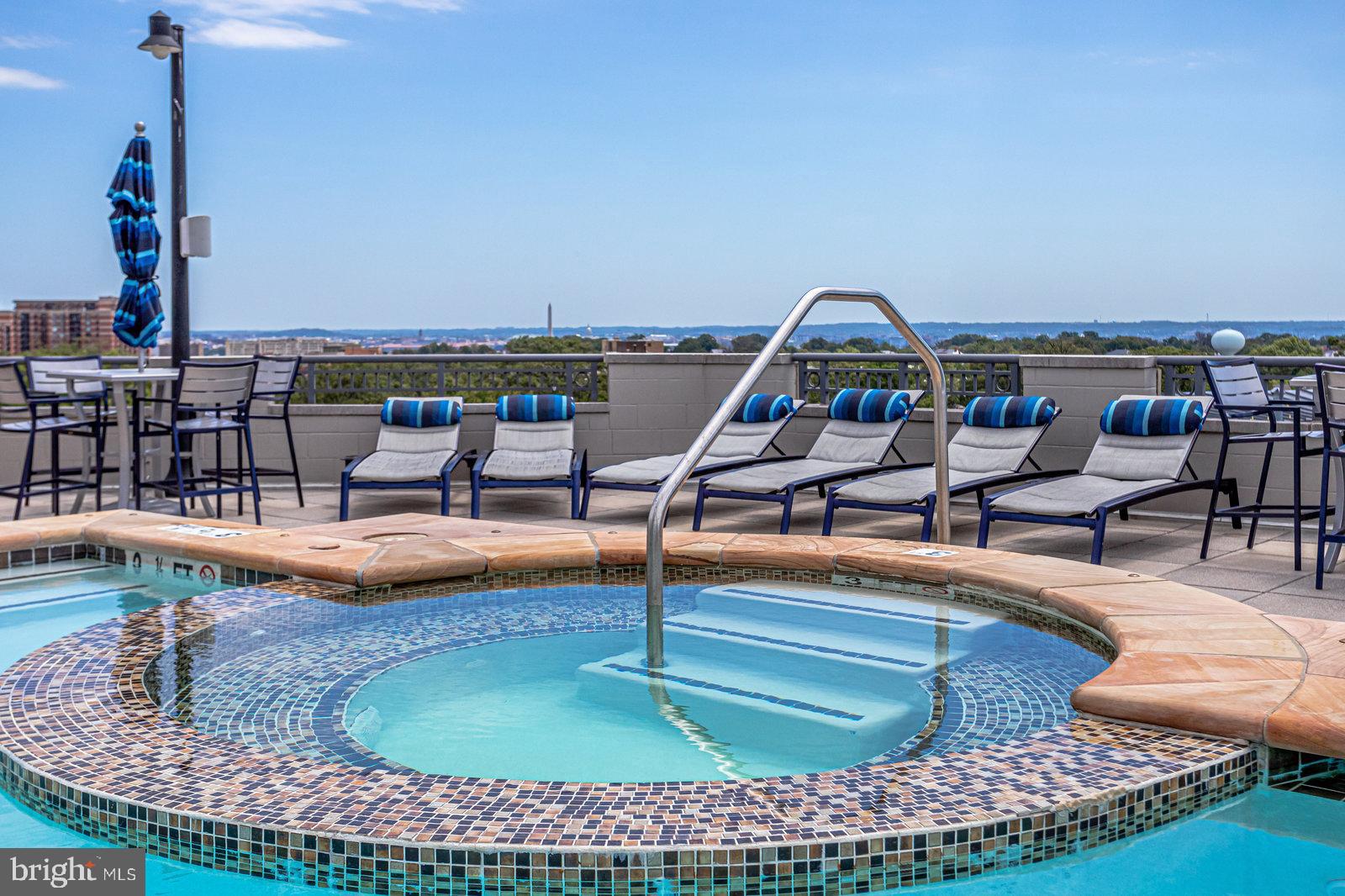 CLARENDON 1021 - Residential Lease