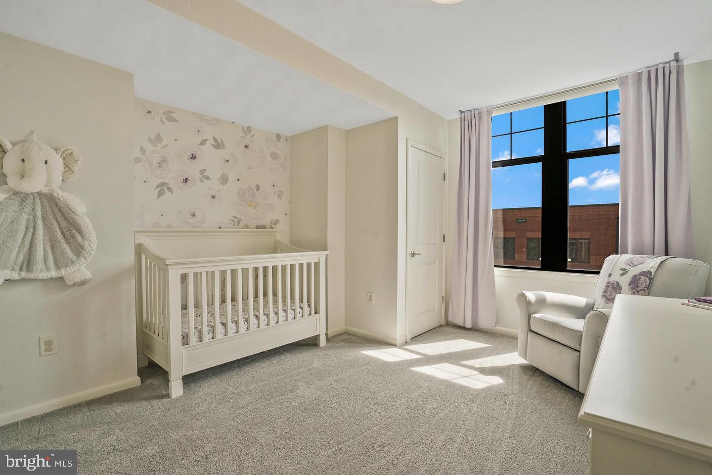 CLARENDON 1021 - Residential Lease