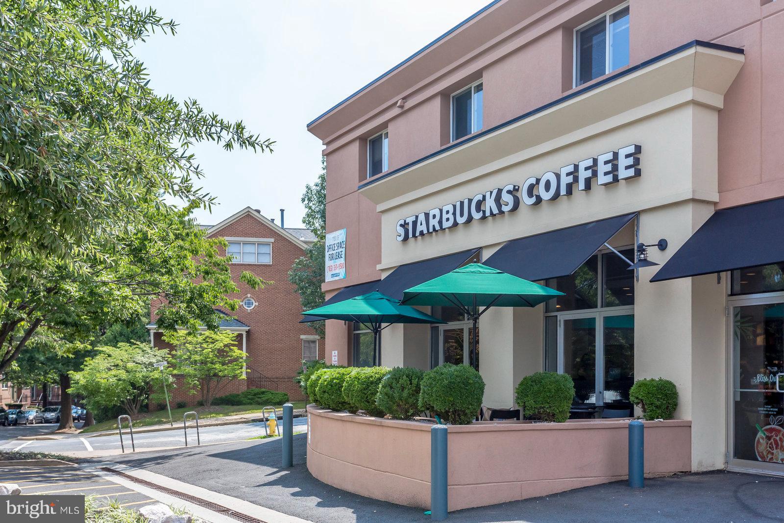 CLARENDON 1021 - Residential Lease