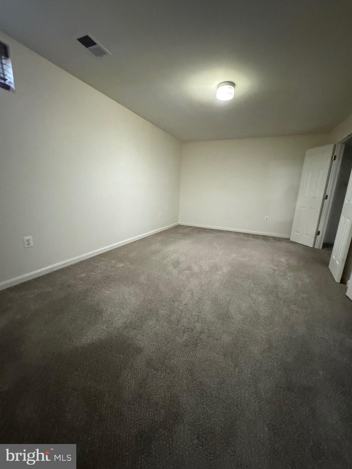 BEALETON STATION - Residential Lease