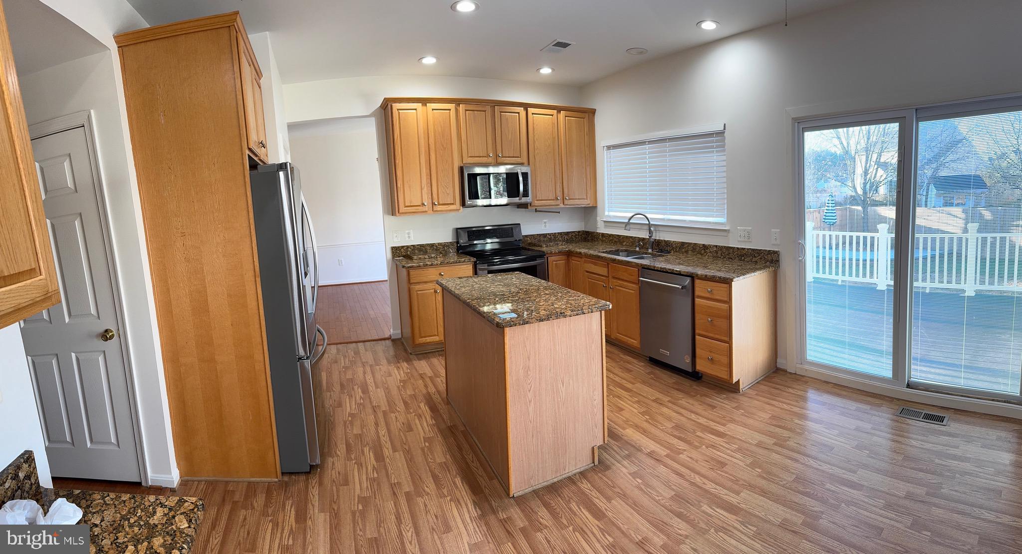 BEALETON STATION - Residential Lease