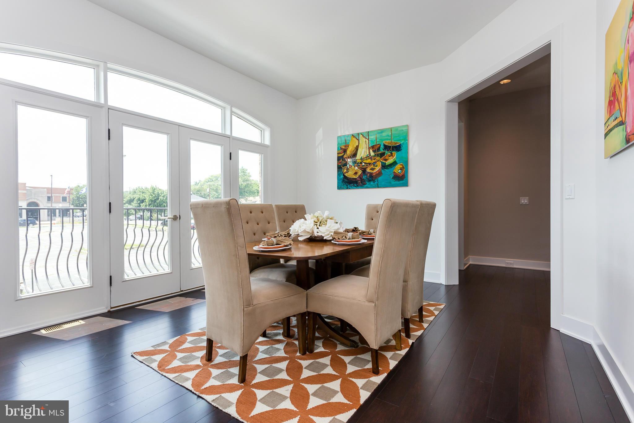 AMELIA SQUARE - Residential