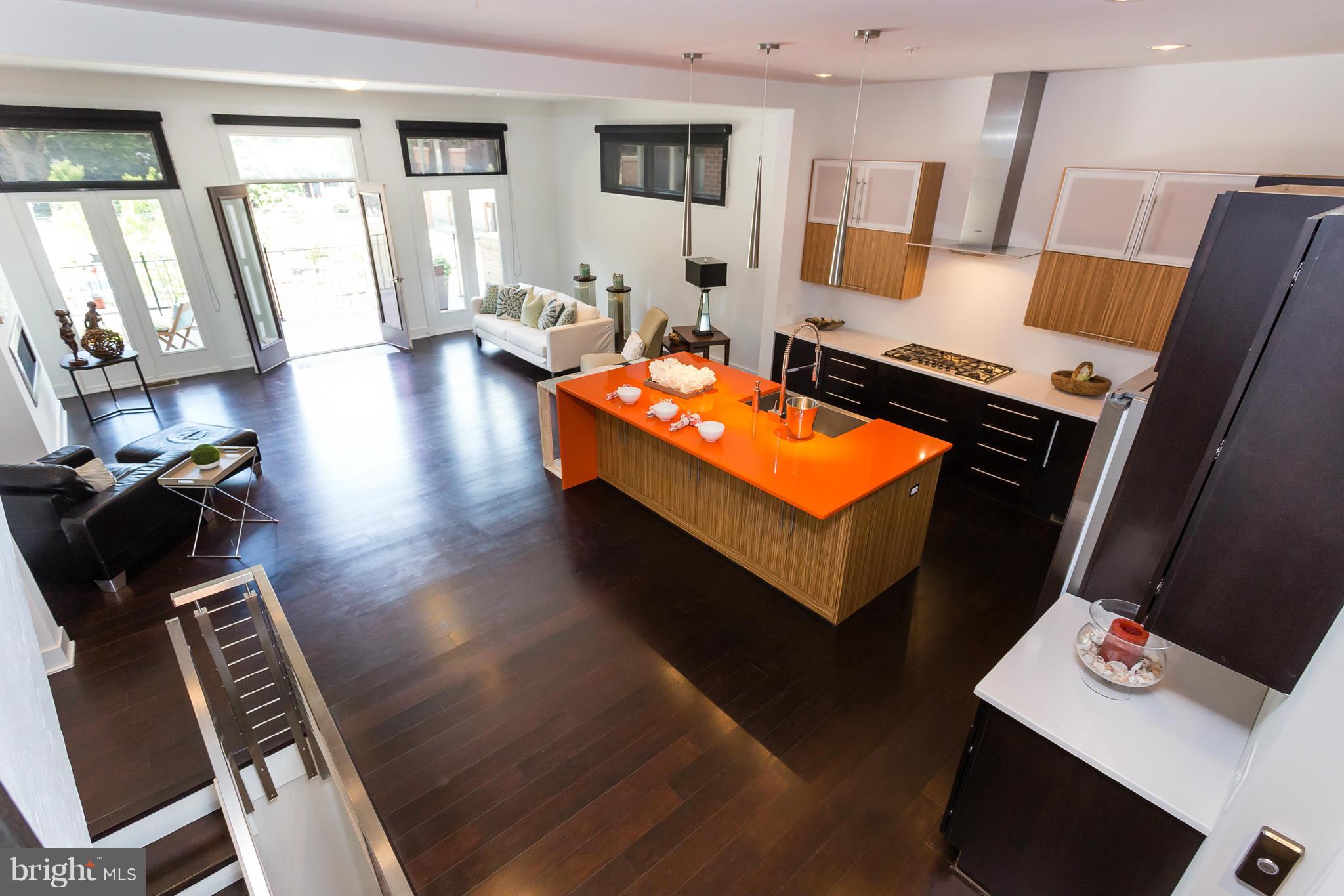 AMELIA SQUARE - Residential