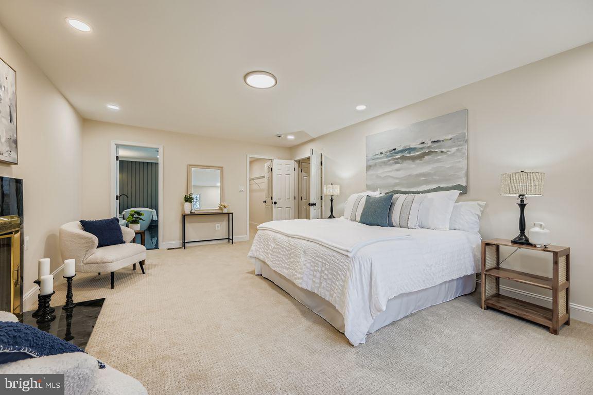 VALLEY HILLS - Residential