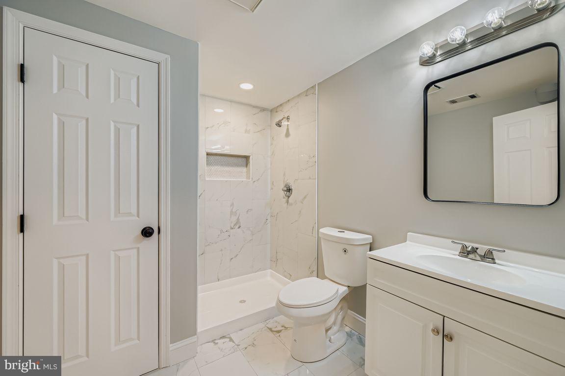 VALLEY HILLS - Residential