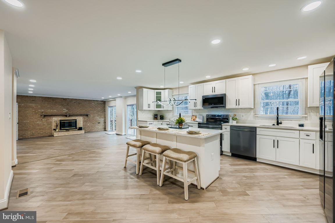 VALLEY HILLS - Residential