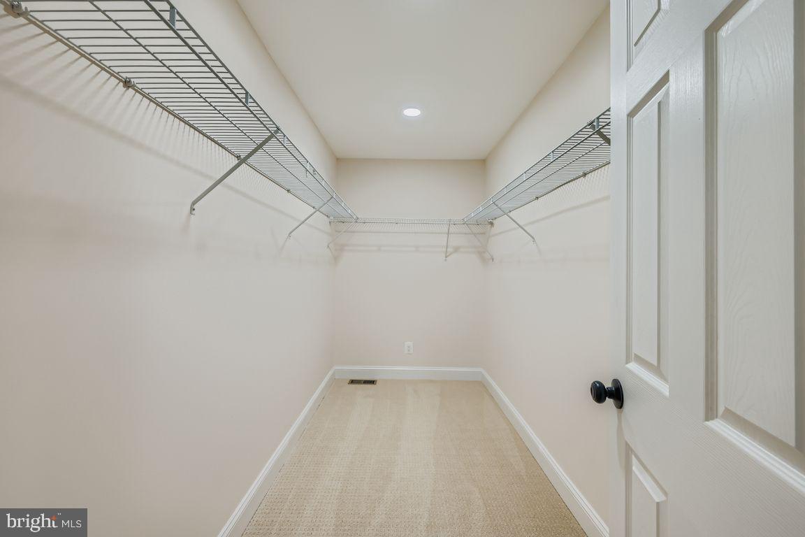 VALLEY HILLS - Residential