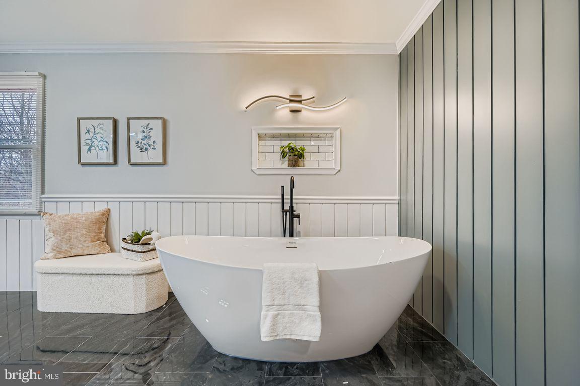 VALLEY HILLS - Residential