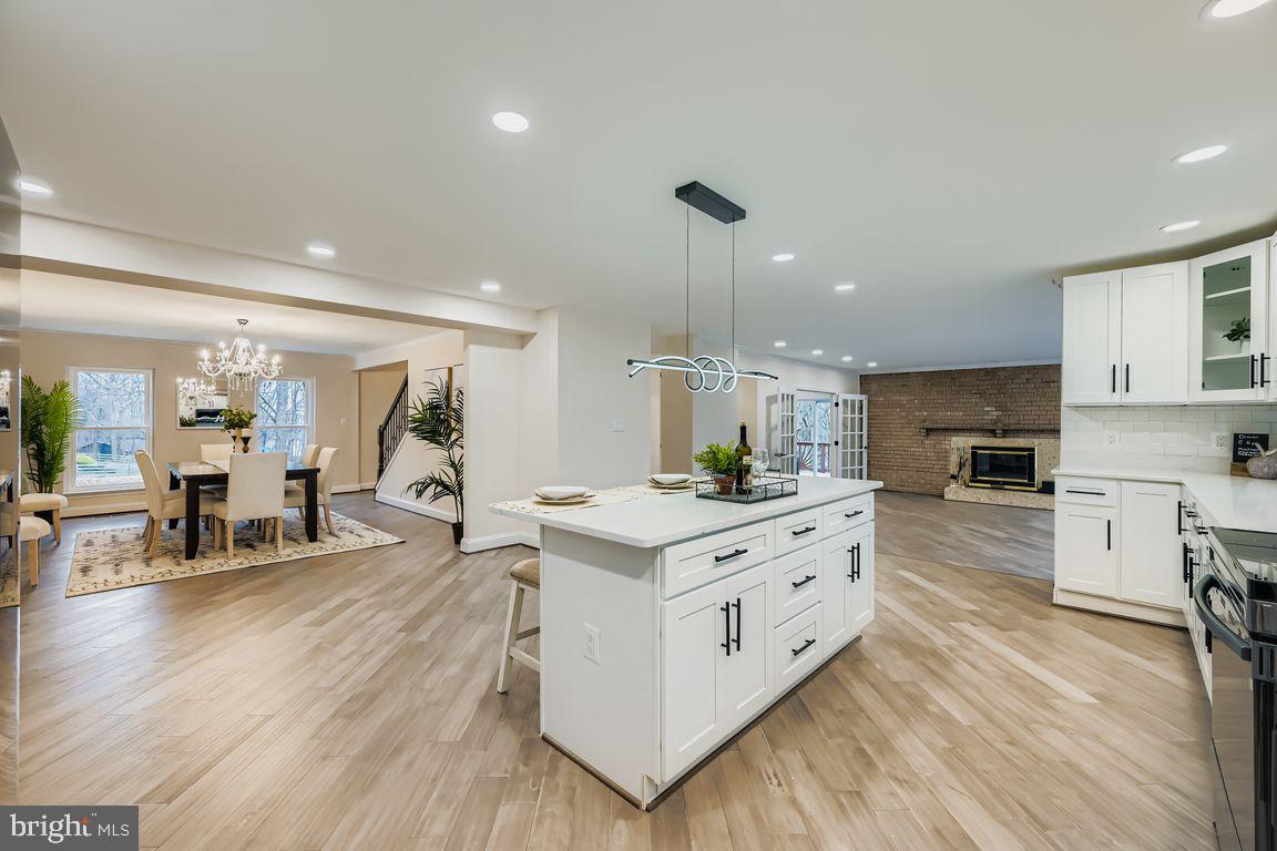 VALLEY HILLS - Residential