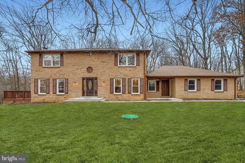 2 HOUNDSTOOTH COURT OWINGS MILLS MD 21117