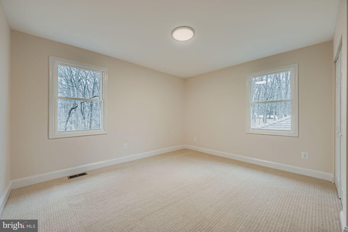 VALLEY HILLS - Residential