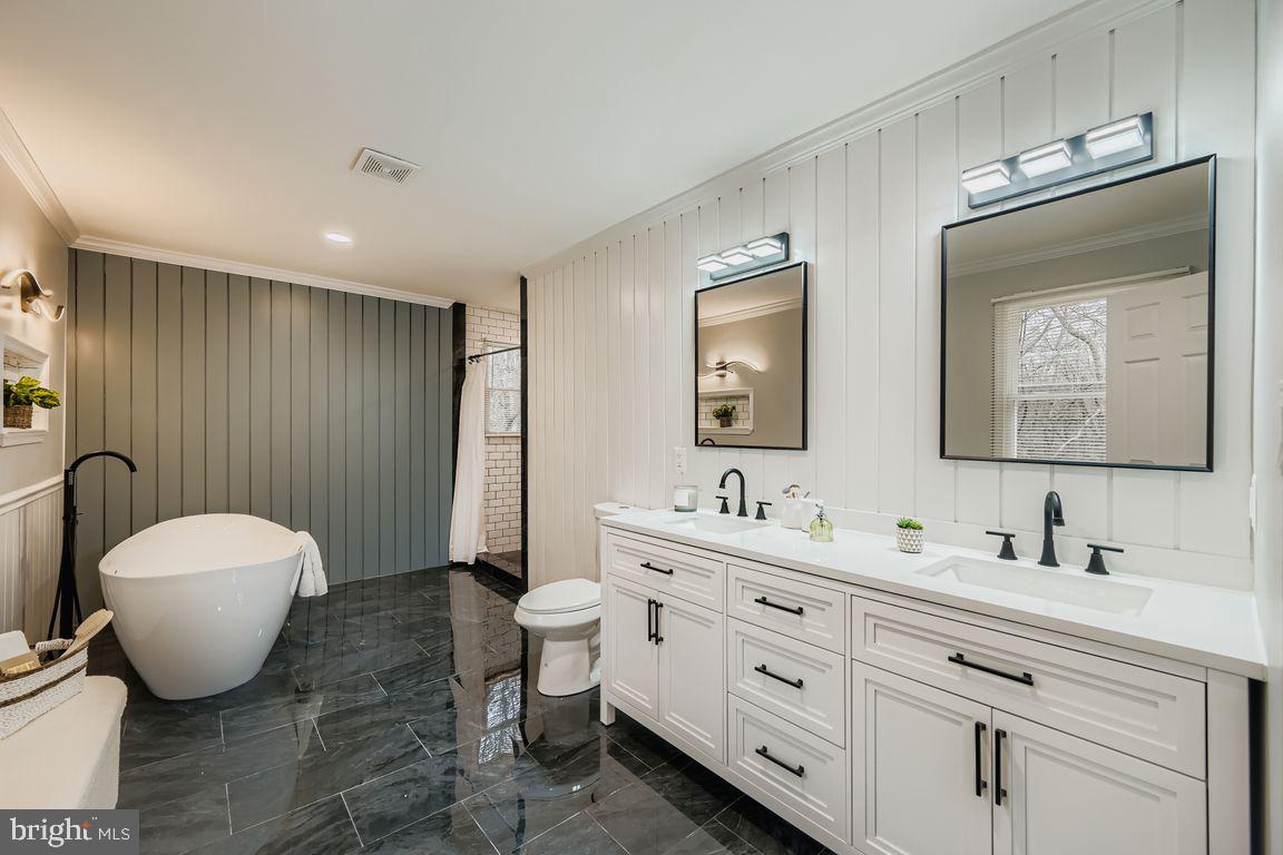 VALLEY HILLS - Residential