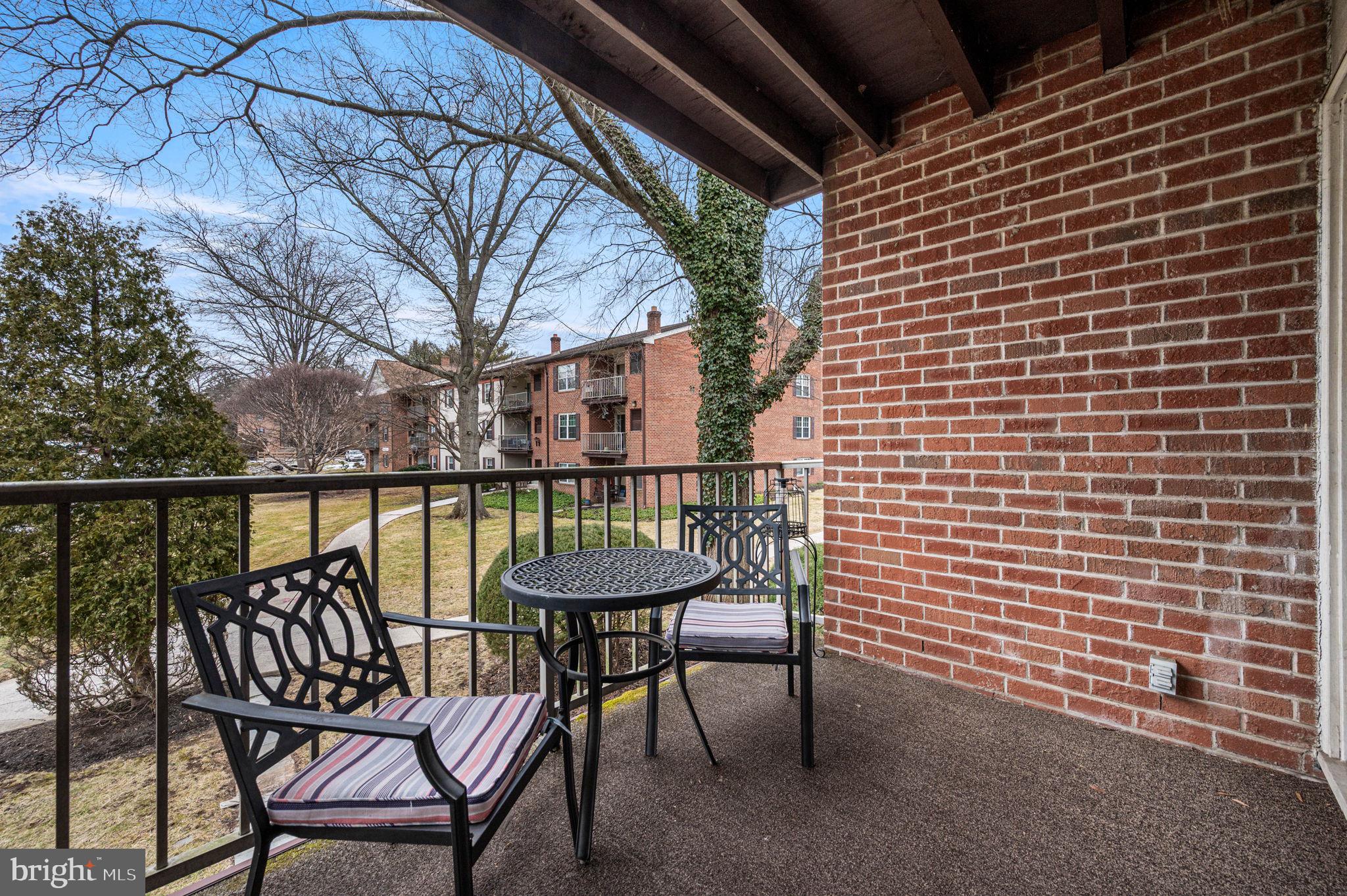 GLENHARDIE CONDOS - Residential