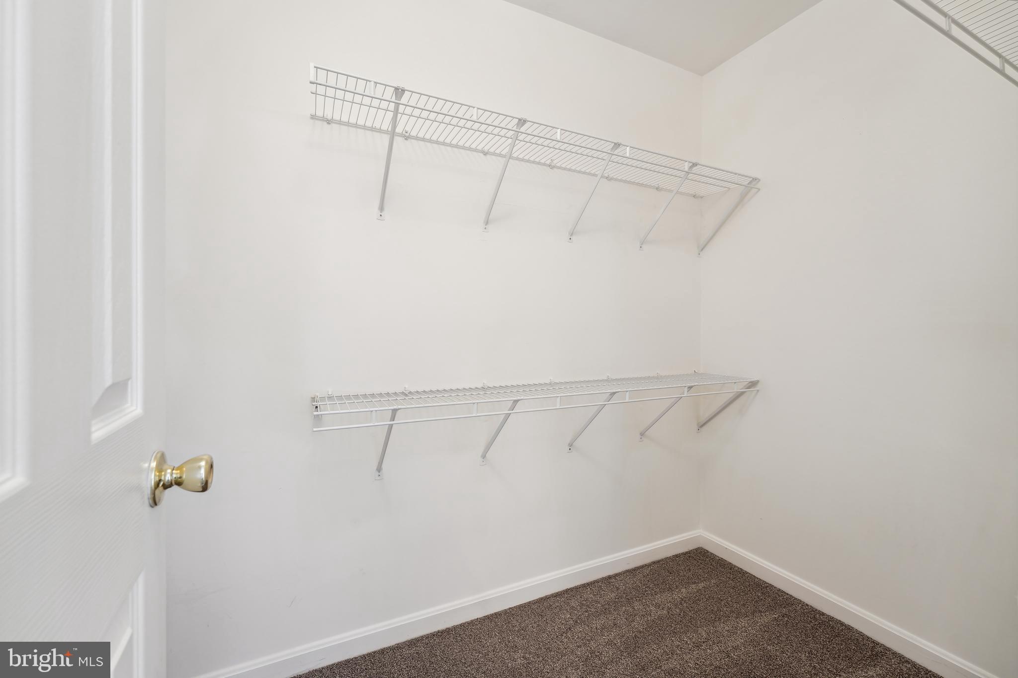 DORCHESTER - ST. CHARLES - Residential