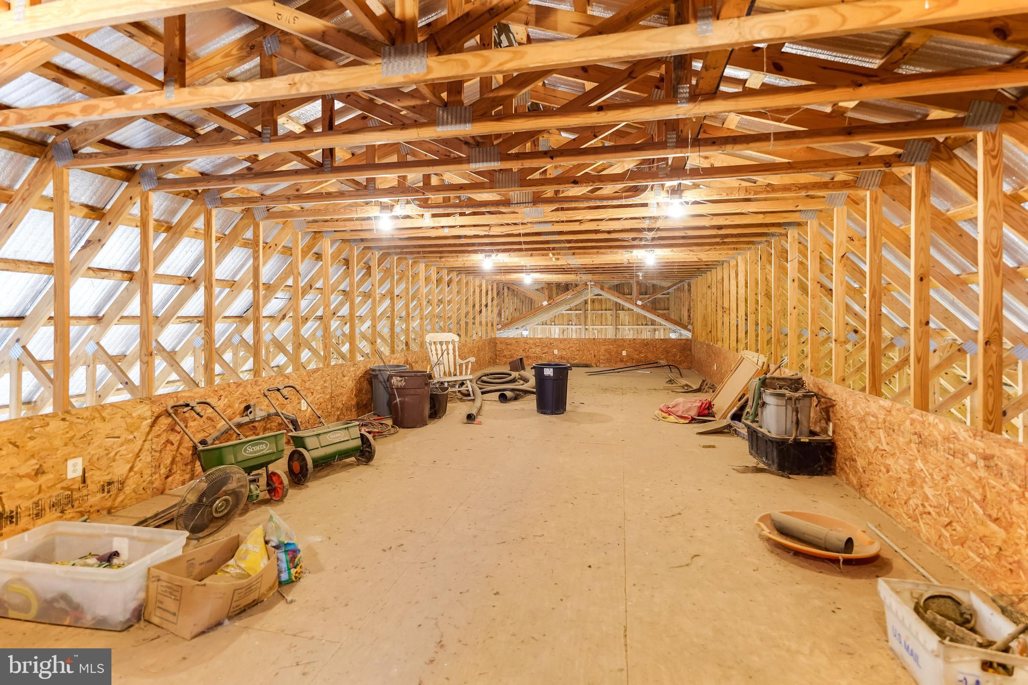 BIRCH RUN - Residential