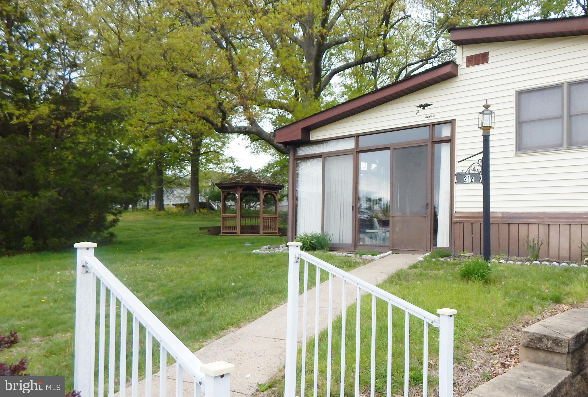 NESHAMINY FALLS - Residential
