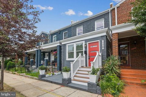 1778 LANG PLACE NE WASHINGTON DC 20002