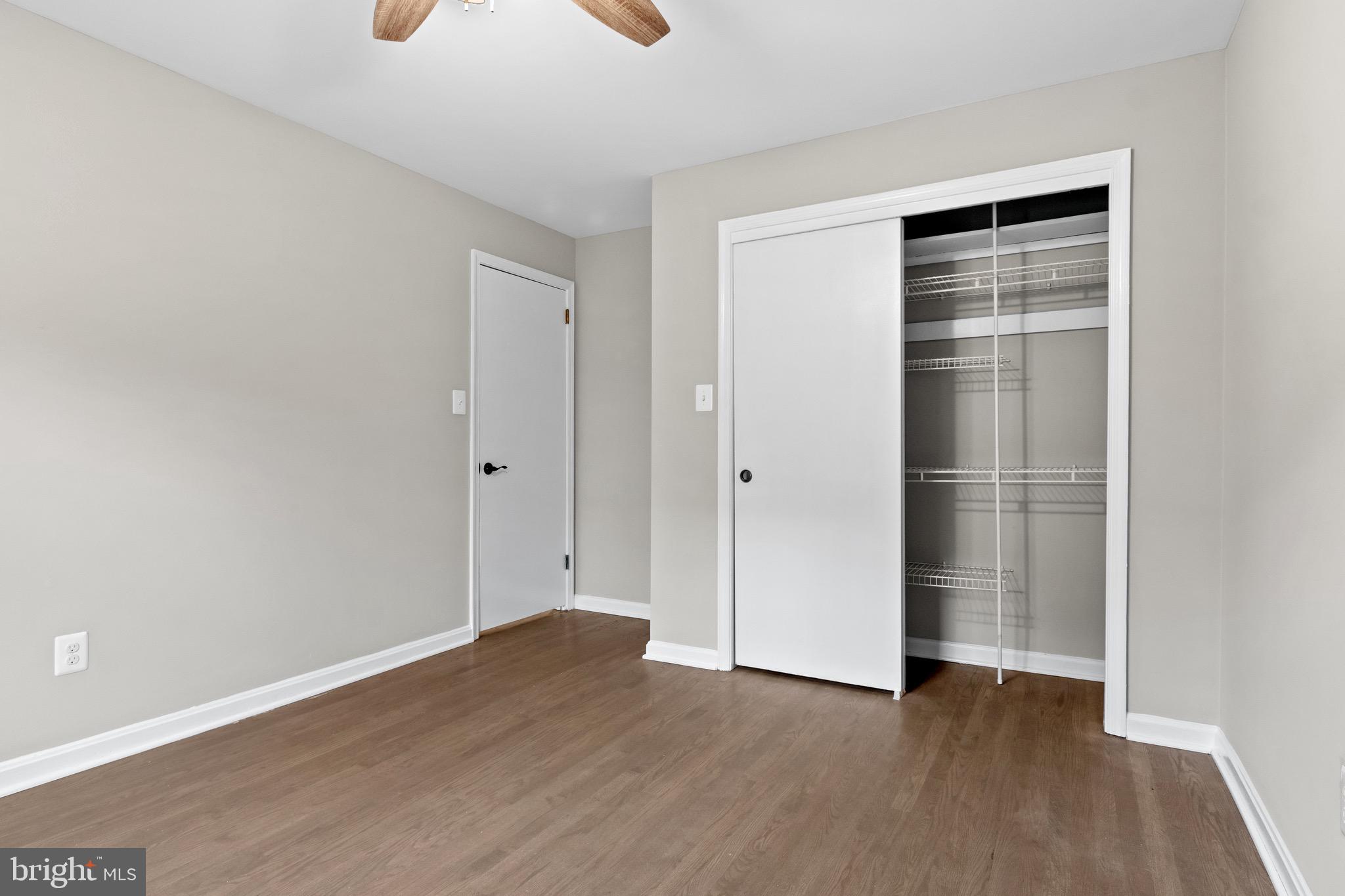 ANNANDALE ACRES - Residential