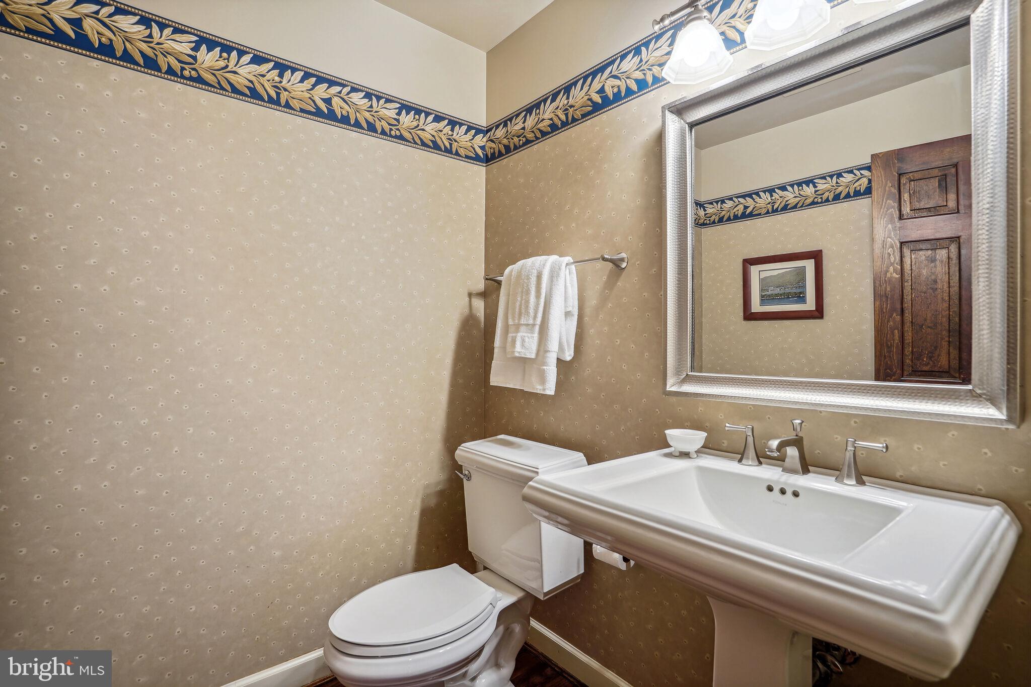 ELMWOOD ESTATES - Residential