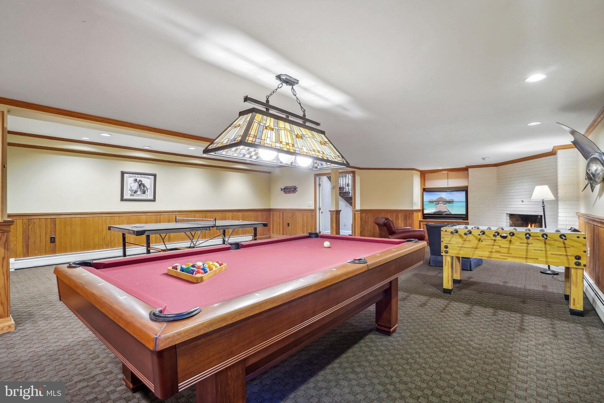 ELMWOOD ESTATES - Residential