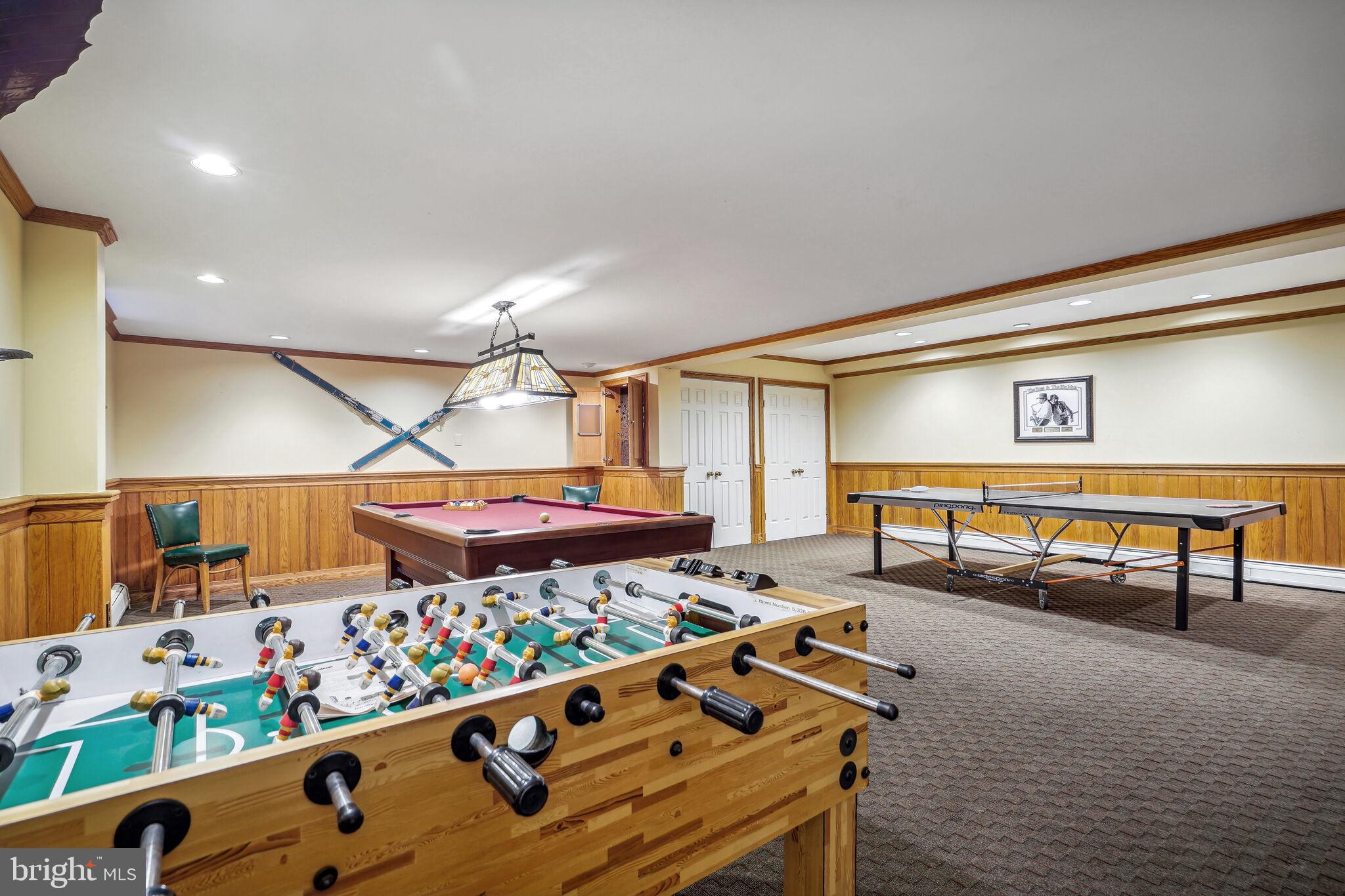 ELMWOOD ESTATES - Residential