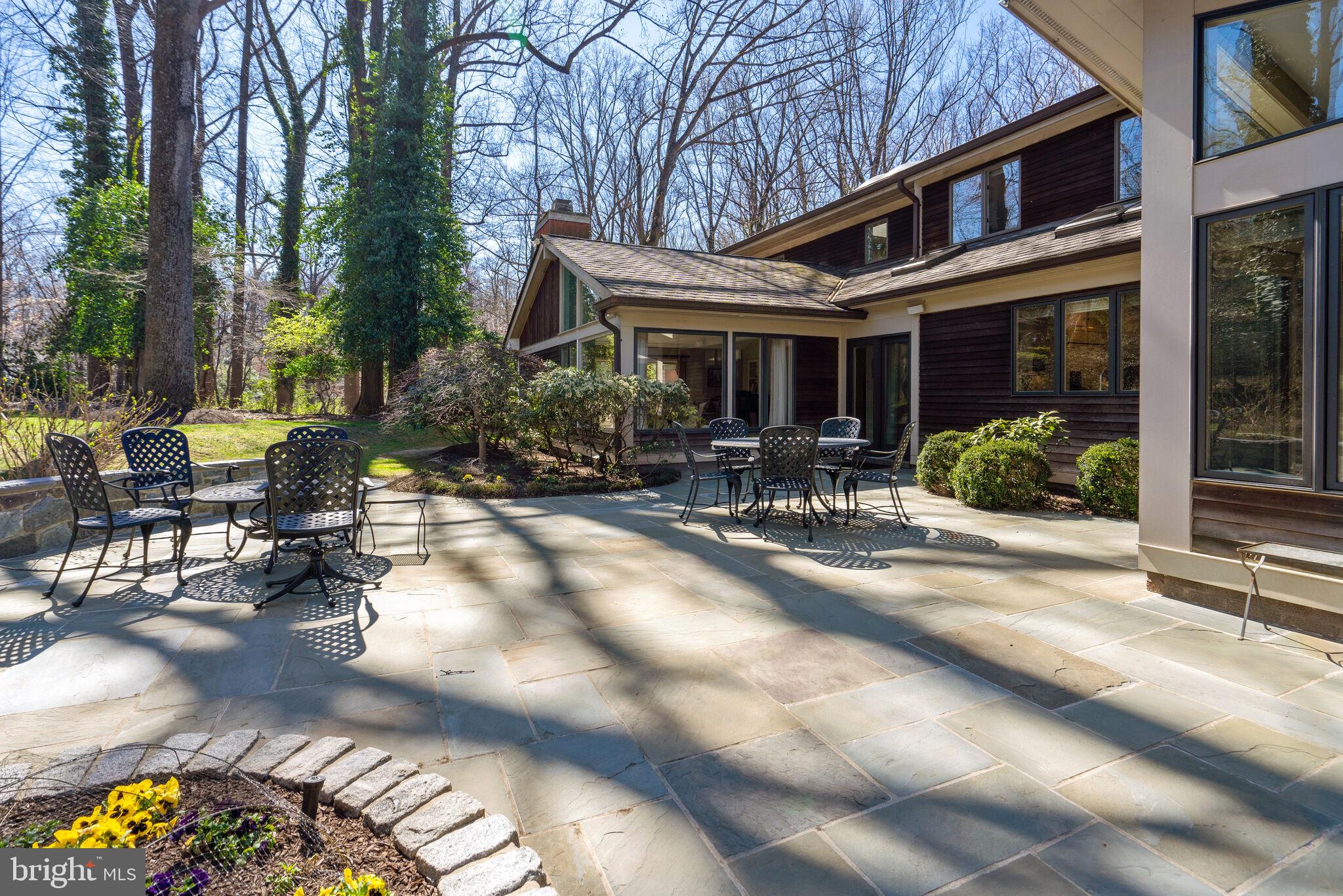 ELMWOOD ESTATES - Residential