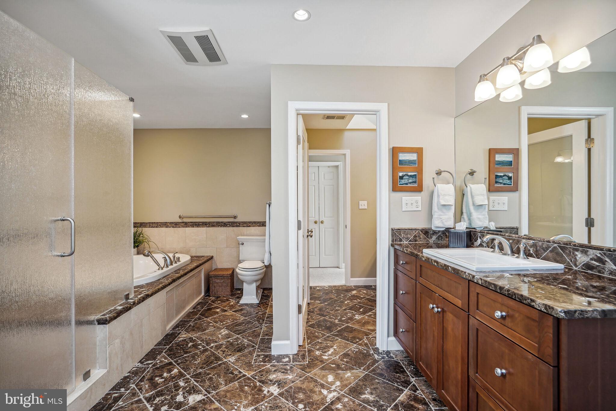 ELMWOOD ESTATES - Residential