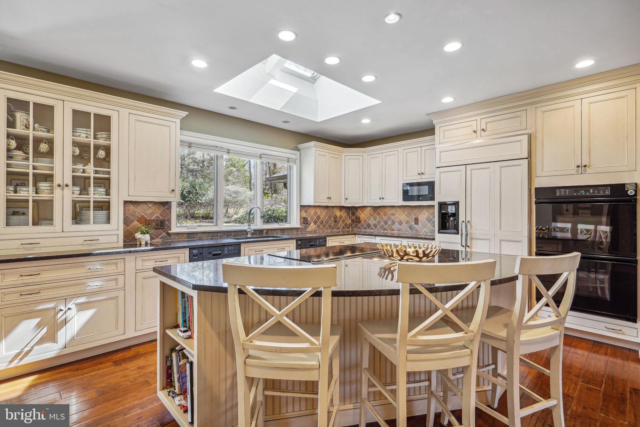 ELMWOOD ESTATES - Residential