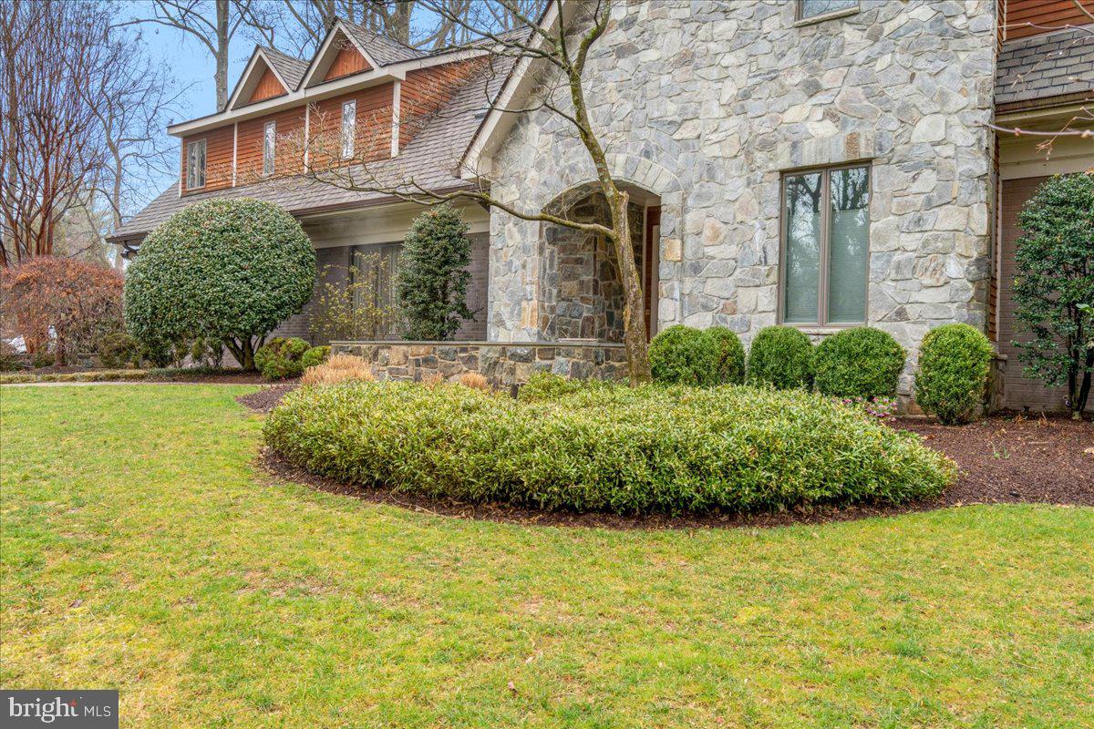 ELMWOOD ESTATES - Residential