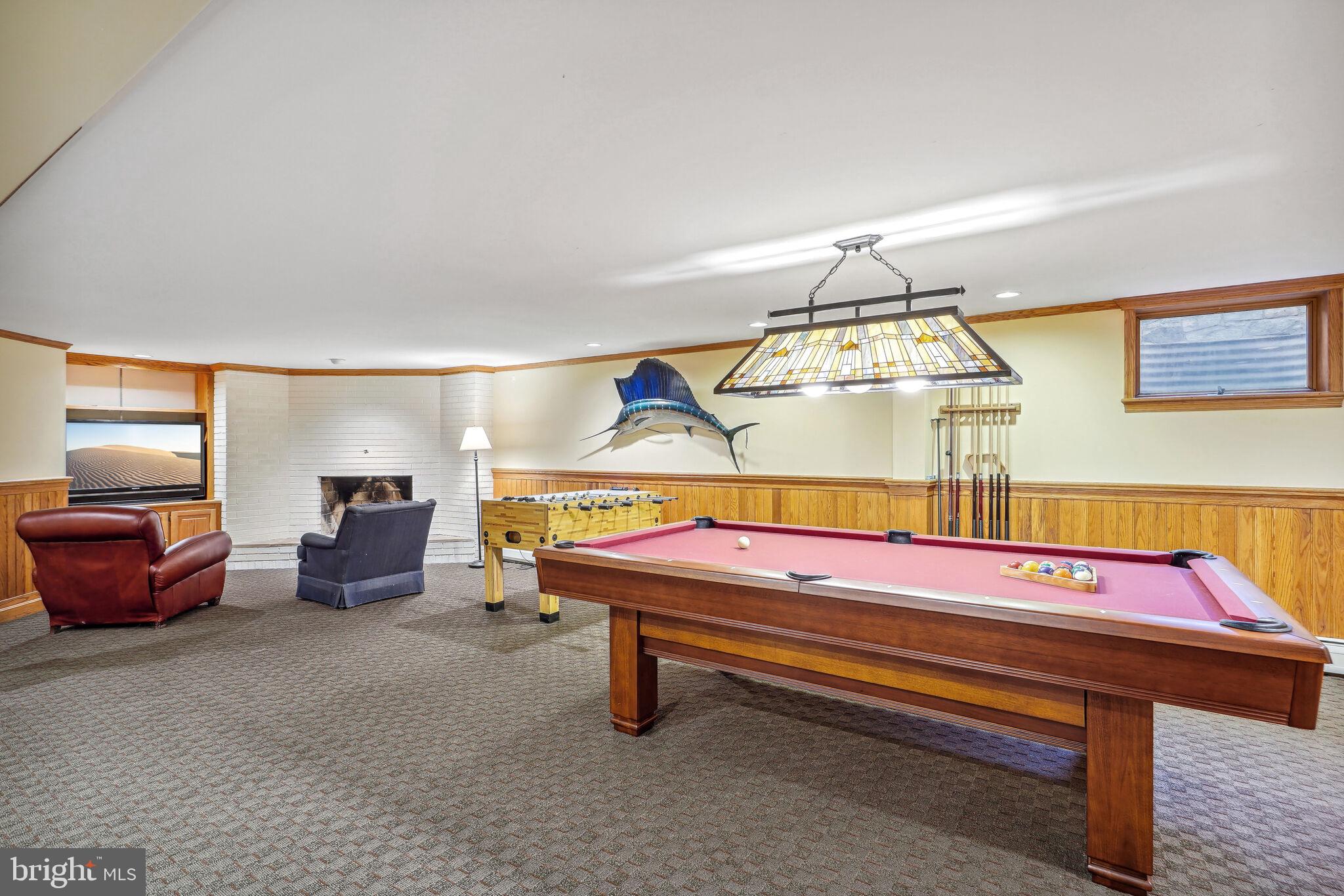 ELMWOOD ESTATES - Residential