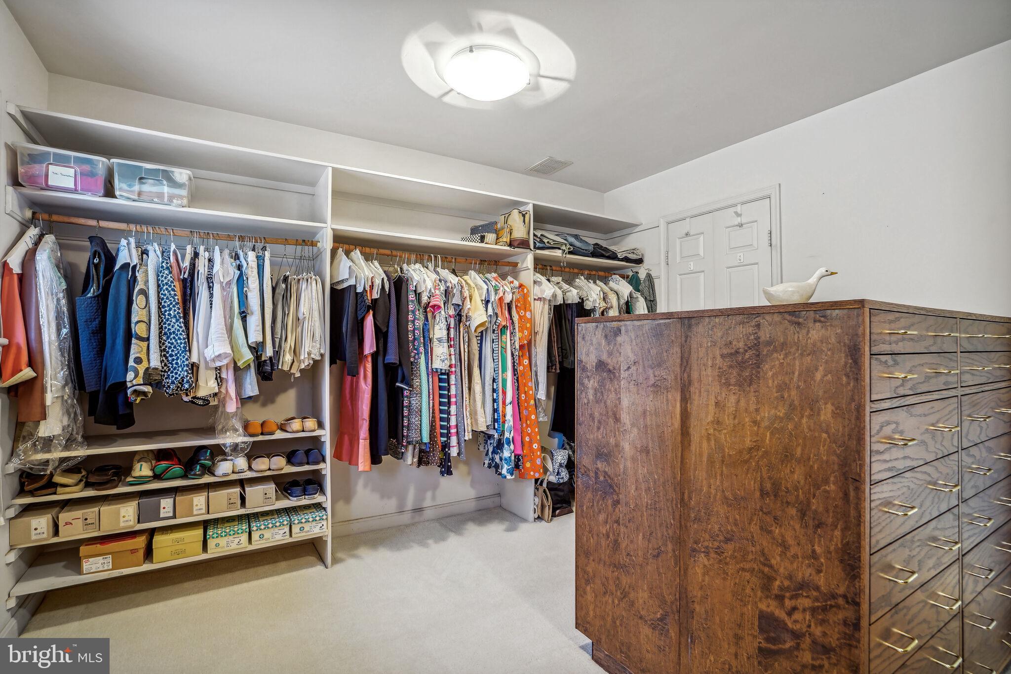 ELMWOOD ESTATES - Residential