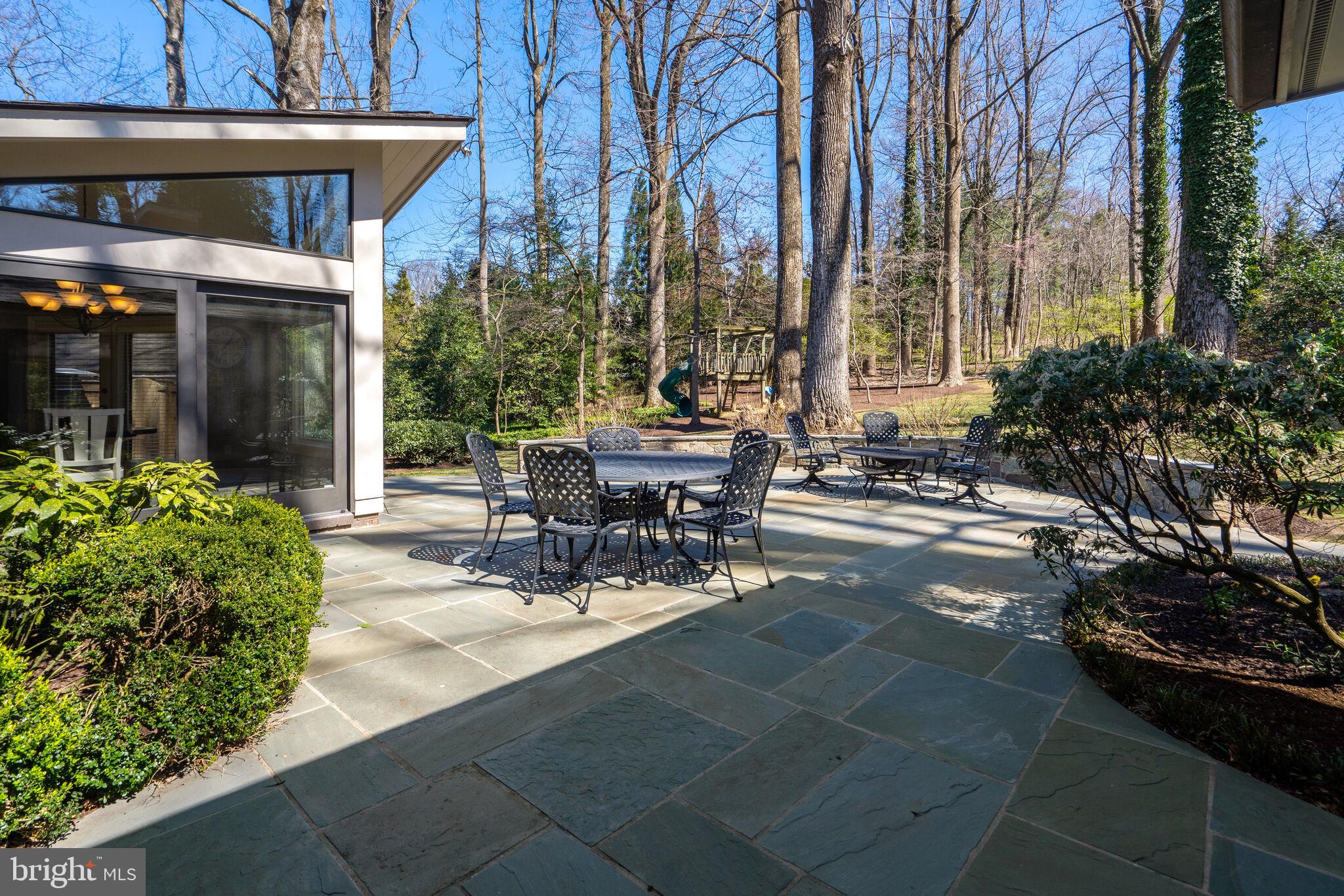 ELMWOOD ESTATES - Residential