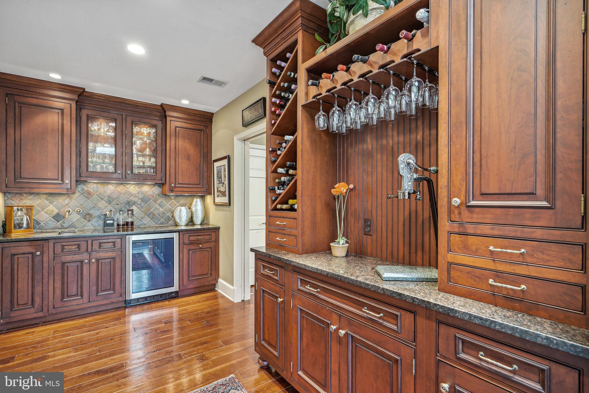 ELMWOOD ESTATES - Residential