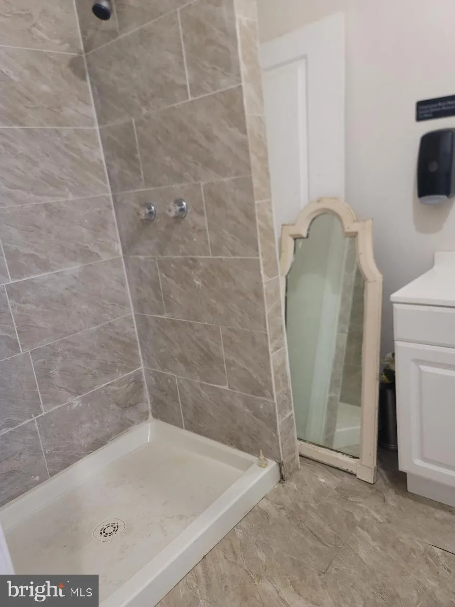 Philadelphia, Pennsylvania 19132, United States, ,Residential,Active,9450