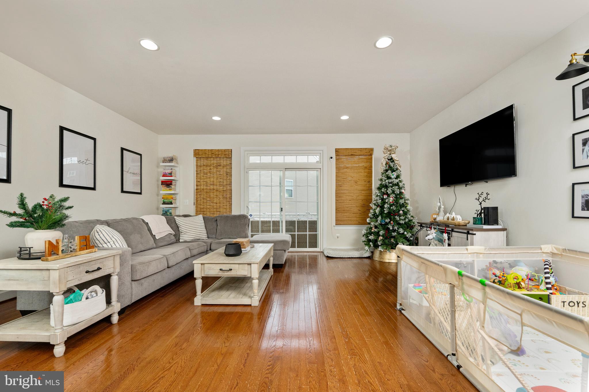 HERITAGE CROSSING - Residential